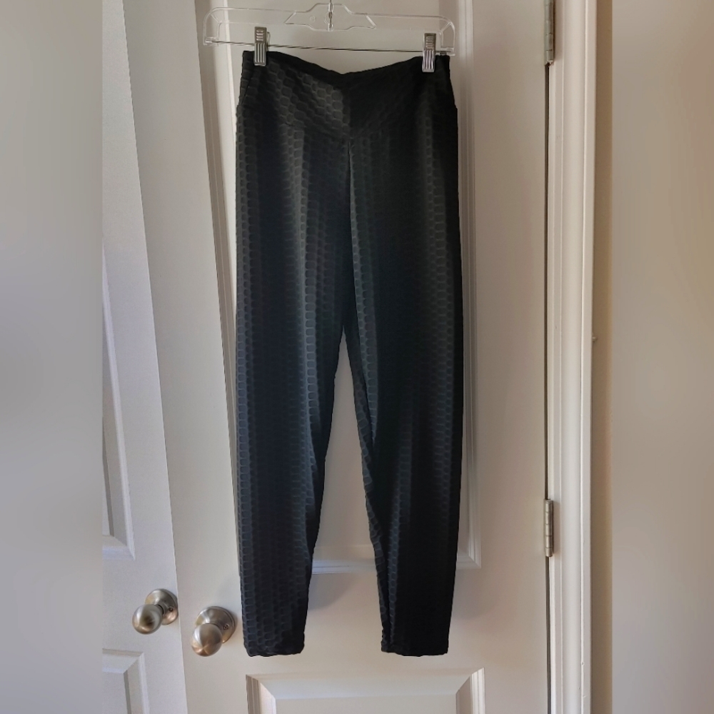 Tik Tok butt lifting leggings